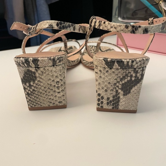 Schutz Kagenia Strappy Sandals Snakeskin Print Leather - Picture 5 of 6
